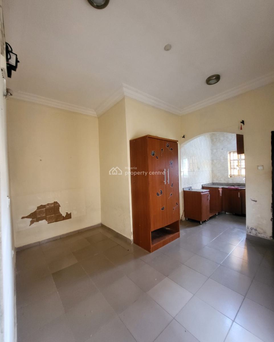 Luxurious Massive, By American International School, Durumi, Abuja, Self Contain (single Rooms) for Rent