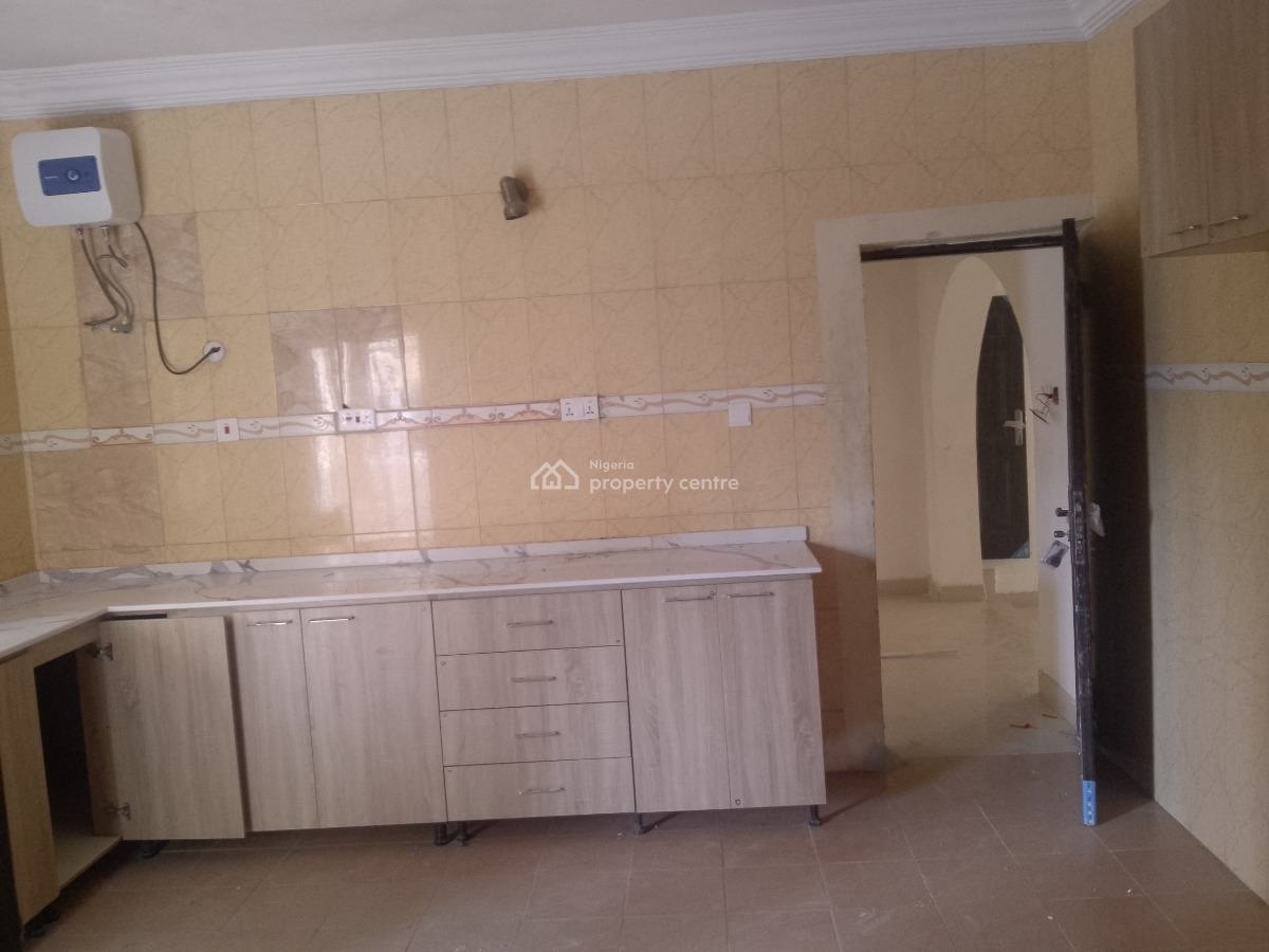 4bedrooms Detached Duplex with 1bedroom Flat Guest Charlet + Selfcon., Gwarinpa, Abuja, Detached Duplex for Rent