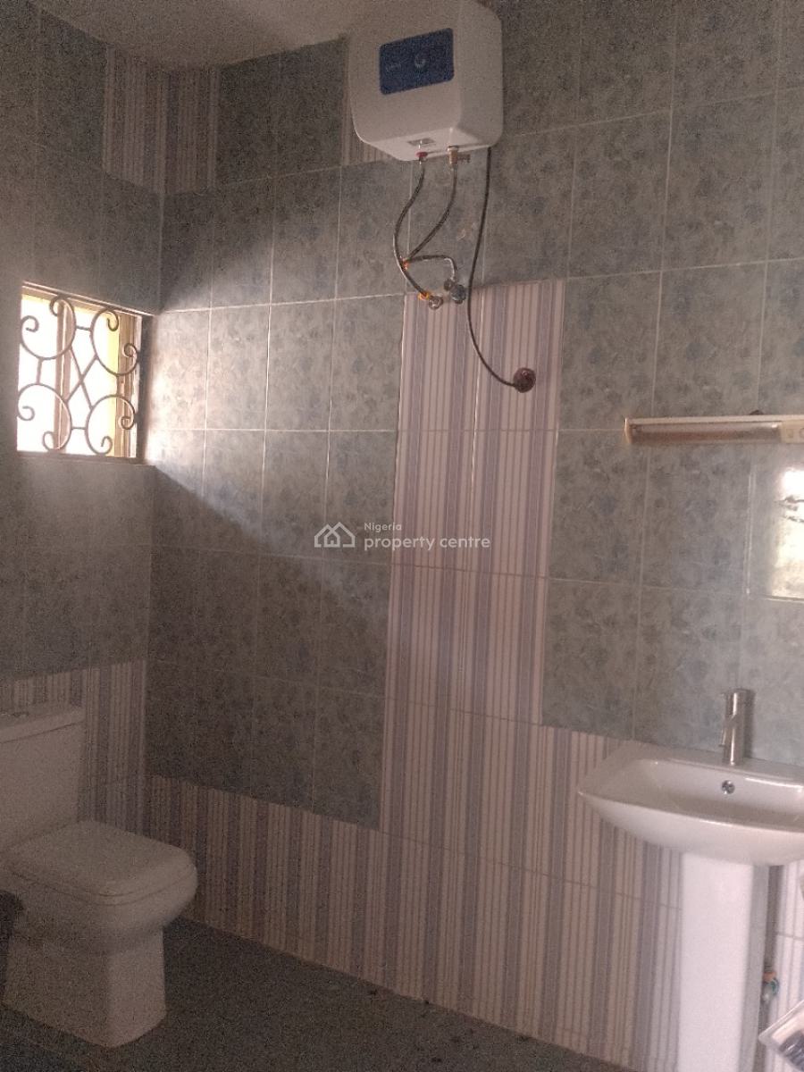 4bedrooms Detached Duplex with 1bedroom Flat Guest Charlet + Selfcon., Gwarinpa, Abuja, Detached Duplex for Rent