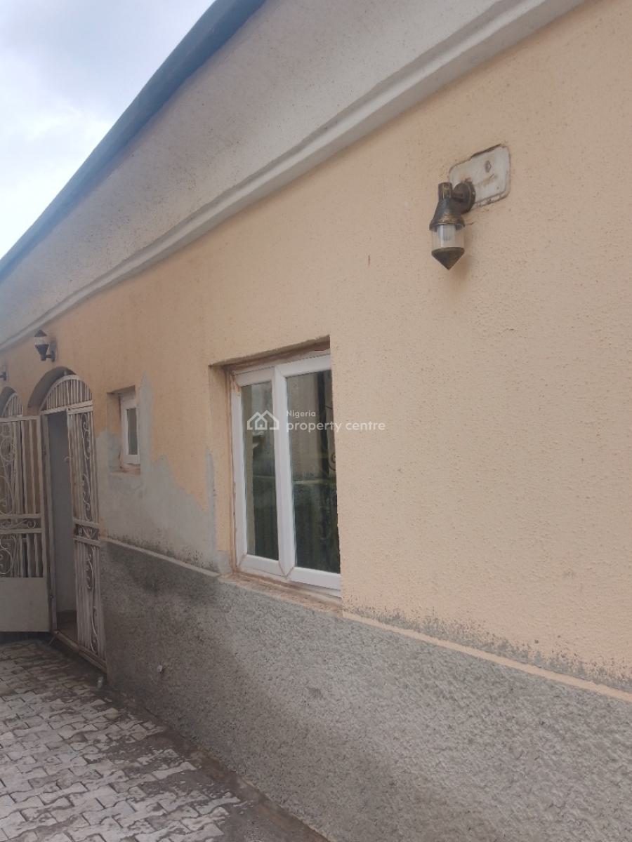 4bedrooms Detached Duplex with 1bedroom Flat Guest Charlet + Selfcon., Gwarinpa, Abuja, Detached Duplex for Rent