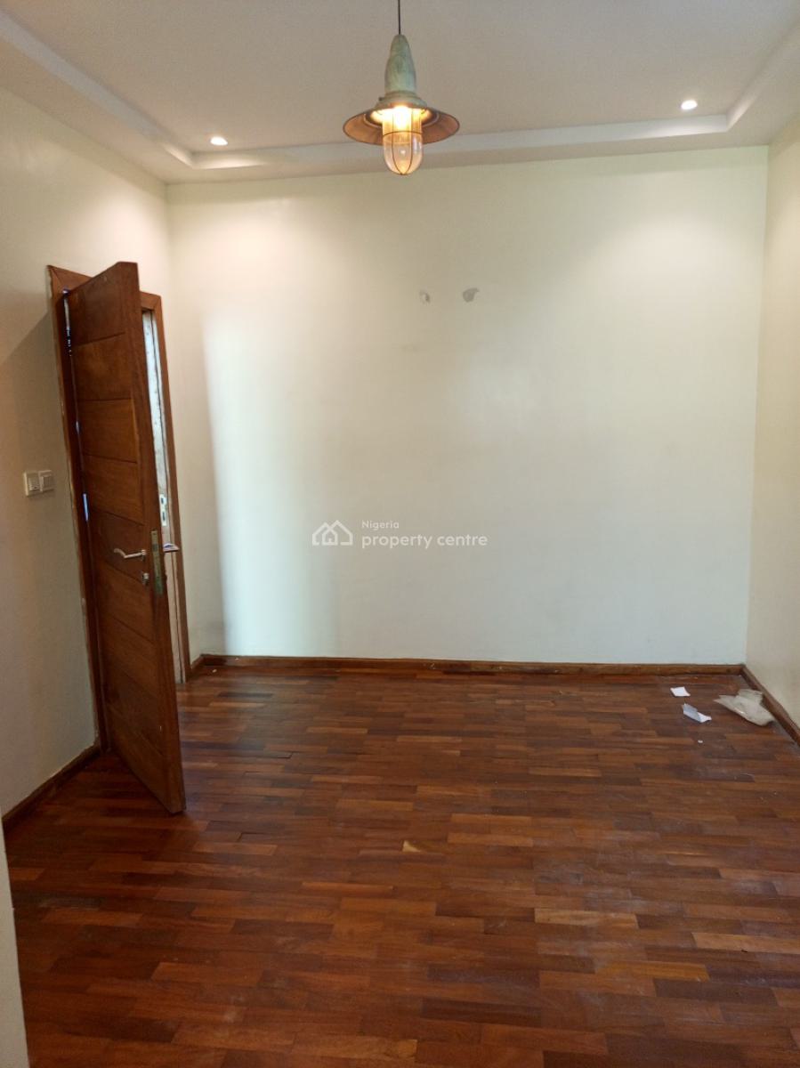 Serviced Room and Parlor with Pool, Ikate, Lekki, Lagos, Mini Flat (room and Parlour) for Rent