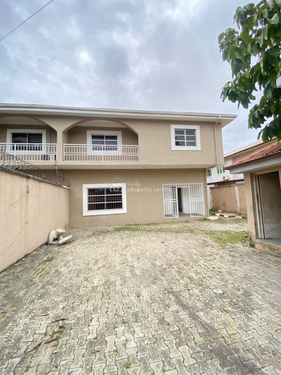 5 Bedroom Semi Detached Duplex with 2 Bq, Lekki Phase 1, Lekki, Lagos, Semi-detached Duplex for Rent