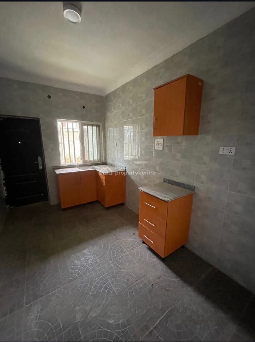 3 Bedroom Spacious Apartment, Iyana Ipaja, Ipaja, Lagos, Flat / Apartment for Sale