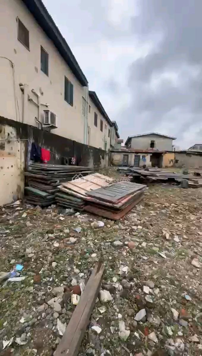 Conerpiece Land Measuring 327sqms, Ladilak, Pedro, Gbagada, Lagos, Mixed-use Land for Sale