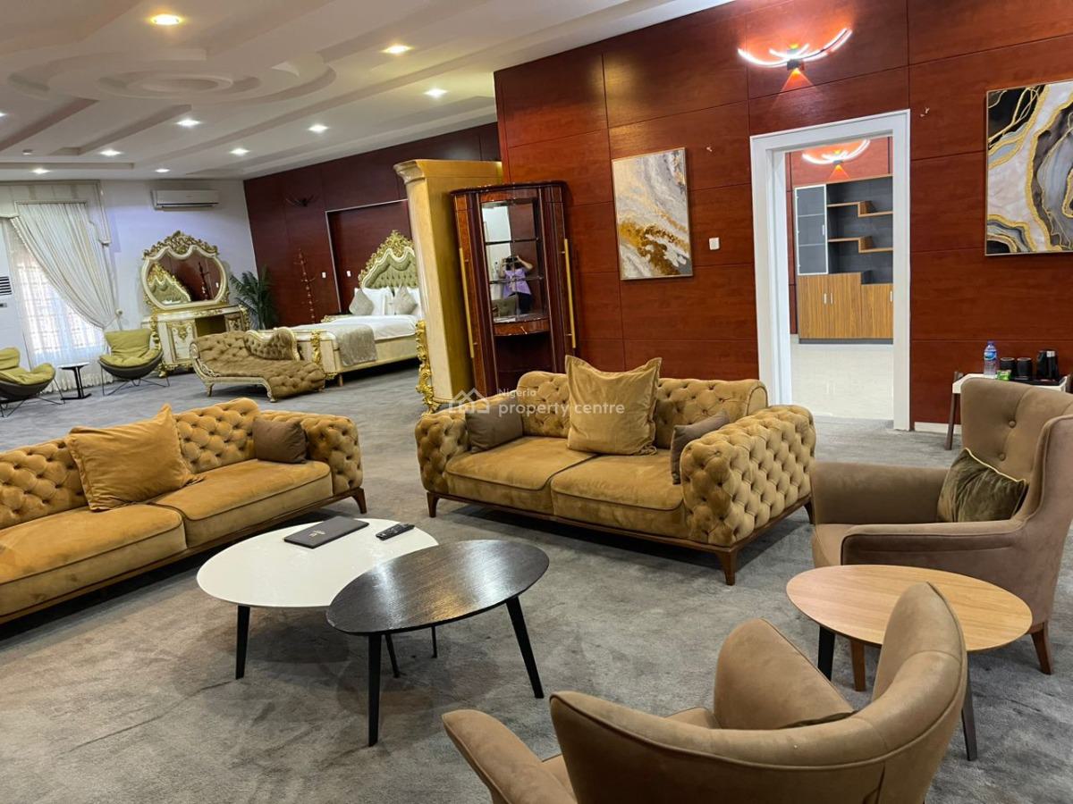 Urban Presidential Suite with Penthouse, Rajab Naibi Street, Off Abubakar Koko Avenue, Life Camp, Abuja, Flat / Apartment Short Let