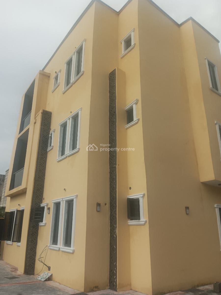 a Luxury 3 Bedrooms at Fo1 Kubwa, Mpb, Fo1 Layout, Kubwa, Abuja, Terraced Duplex for Rent