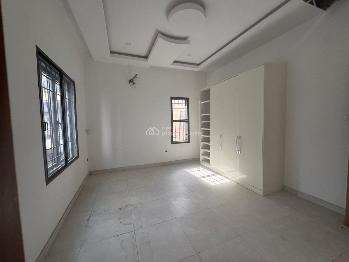 a Well Built 5 Bedroom Fully Detached Duplex with a Room Bq, U3 Estate, 2nd Roundabout Lekki Right, Lekki Phase 1, Lekki, Lagos, Detached Duplex for Sale