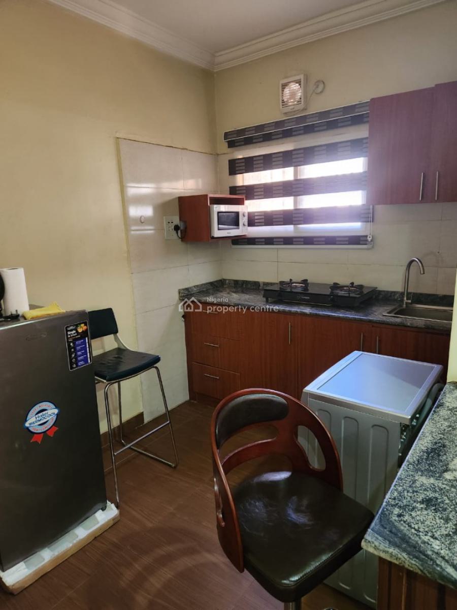 Luxury Fully Furnished 1bedroom Flat with 2 Toilets  on The 2nd Floor*, Inside Estate, Wuye, Abuja, Mini Flat (room and Parlour) for Rent
