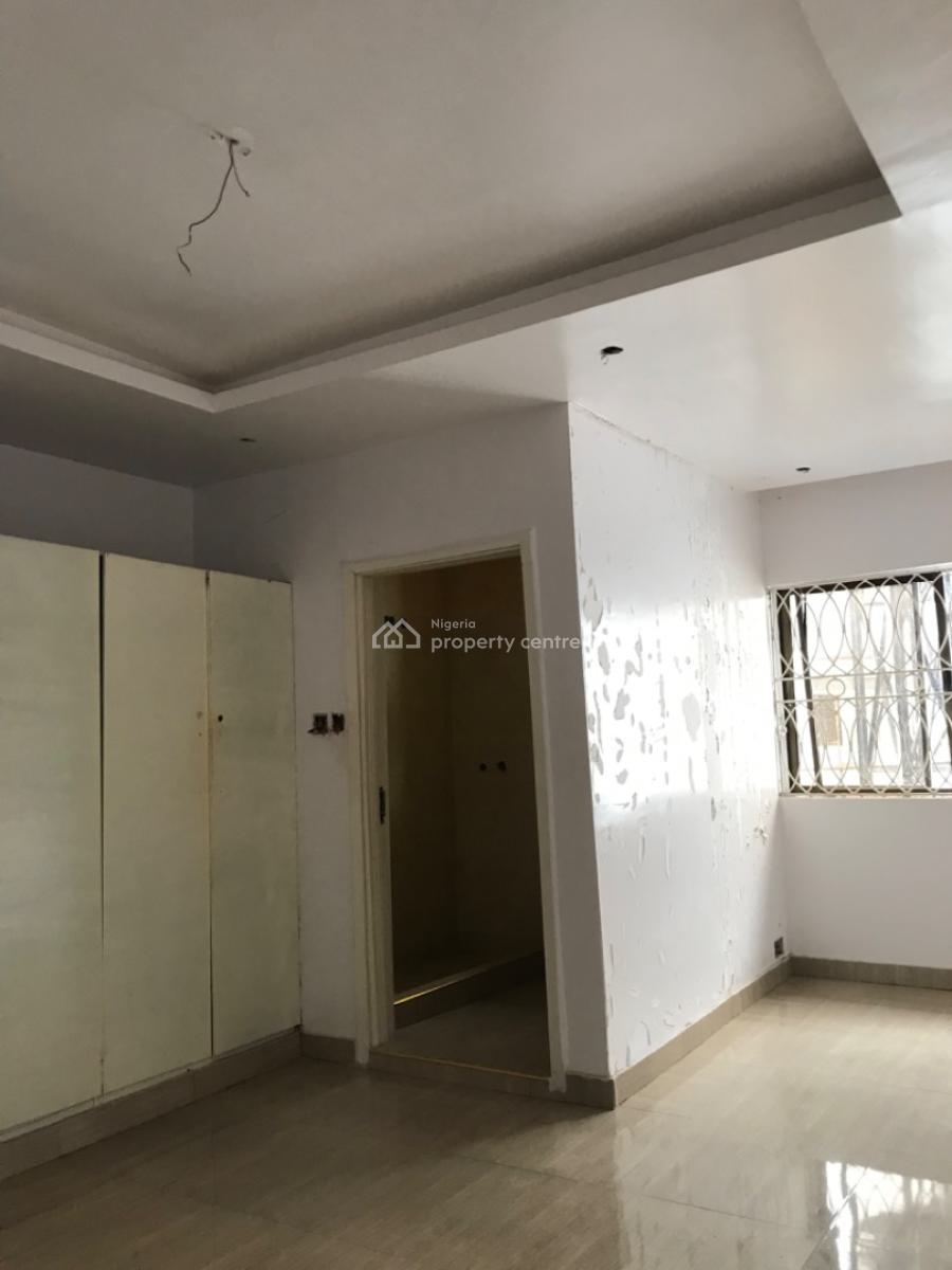 Very Massive Clean Standard Mini Flat with Guest Toilet, Off Admiralty Way, Lekki Phase 1, Lekki, Lagos, Mini Flat (room and Parlour) for Rent