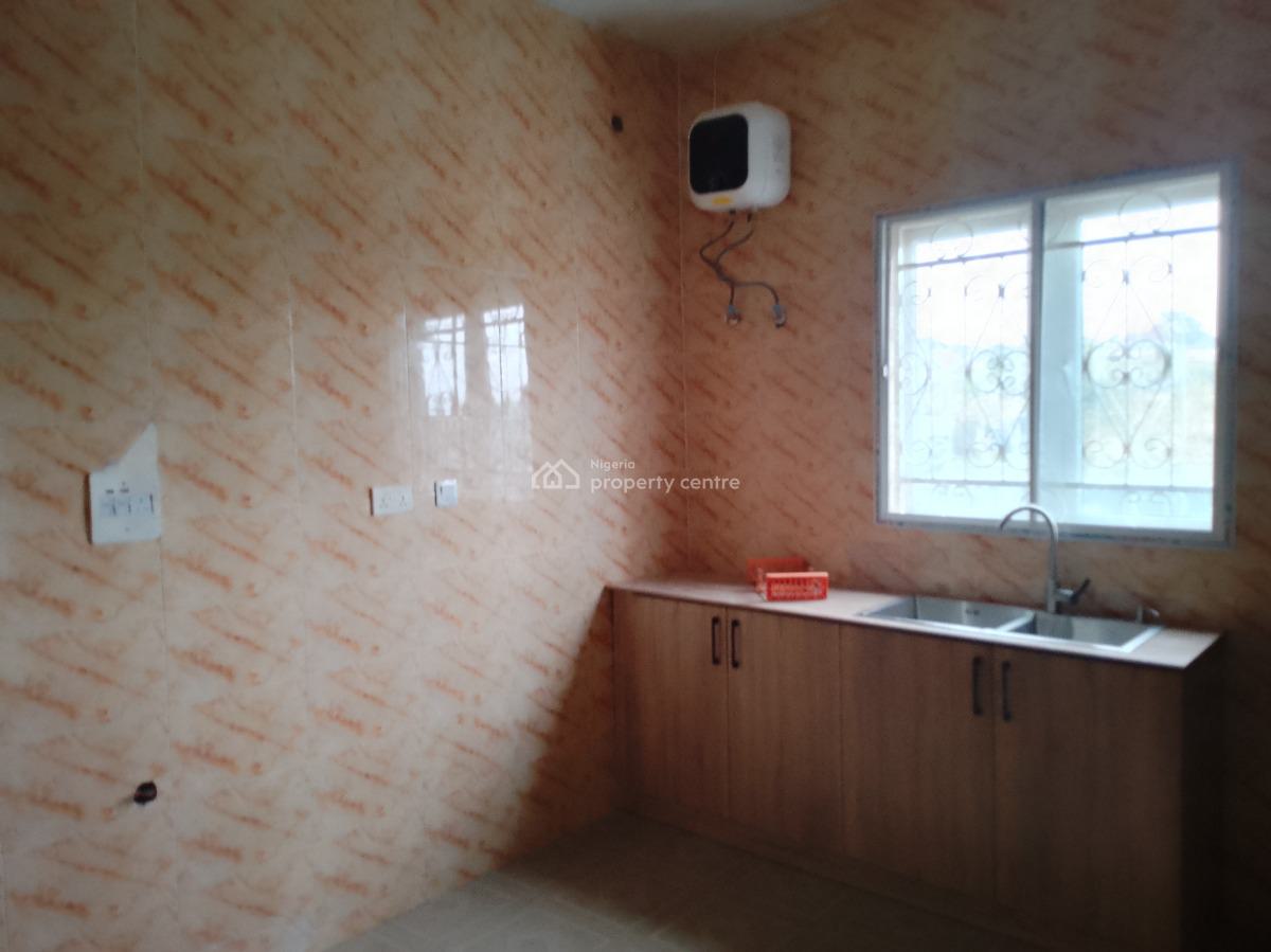 Luxury Two Bedroom Apartment, Around Nnpc Filling Station, Ushafa, Bwari, Abuja, Flat / Apartment for Rent
