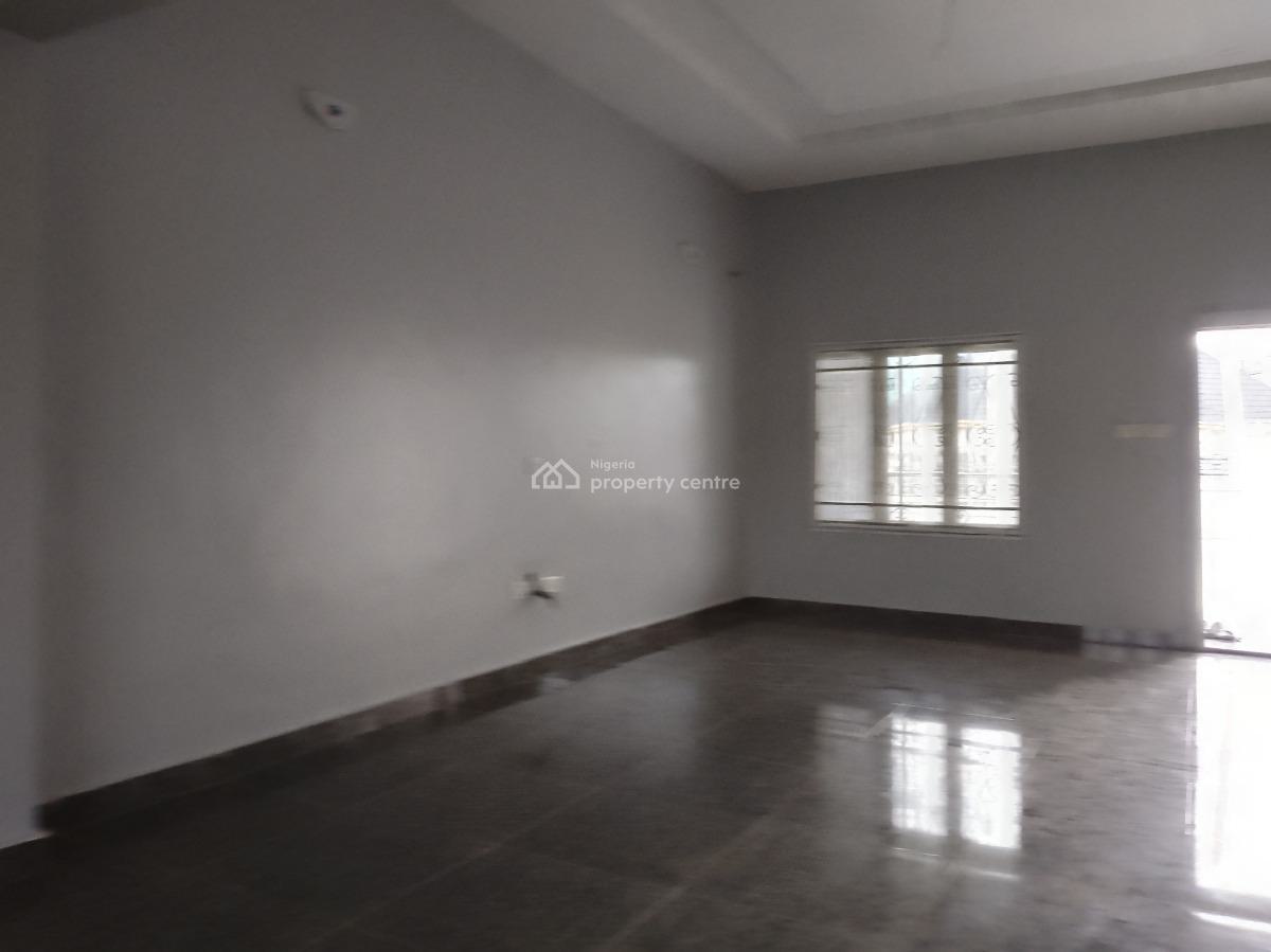 Luxury Two Bedroom Apartment, Around Nnpc Filling Station, Ushafa, Bwari, Abuja, Flat / Apartment for Rent