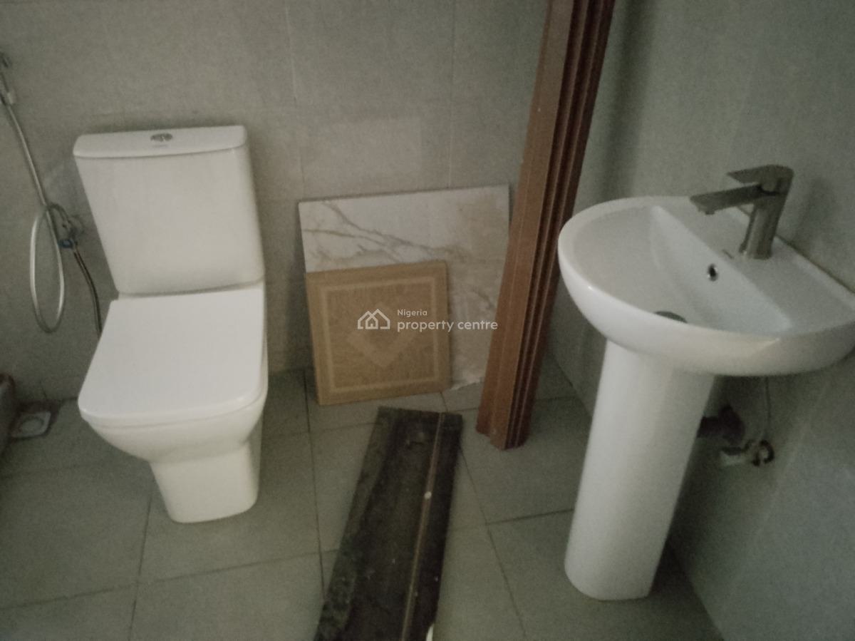Luxury Two Bedroom Apartment, Around Nnpc Filling Station, Ushafa, Bwari, Abuja, Flat / Apartment for Rent