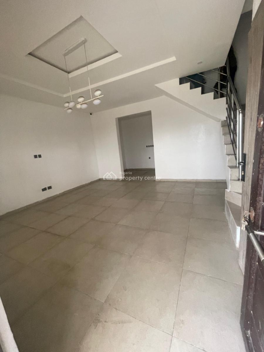 Luxurious 2 Bedroom Duplex with Excellent Facilities, Orchid Road, Lekki, Lagos, Flat / Apartment for Rent
