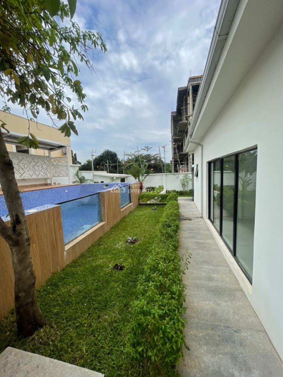 Main 5bedroom Semi-detached Twin Duplec, Asokoro District, Abuja, Semi-detached Duplex for Sale
