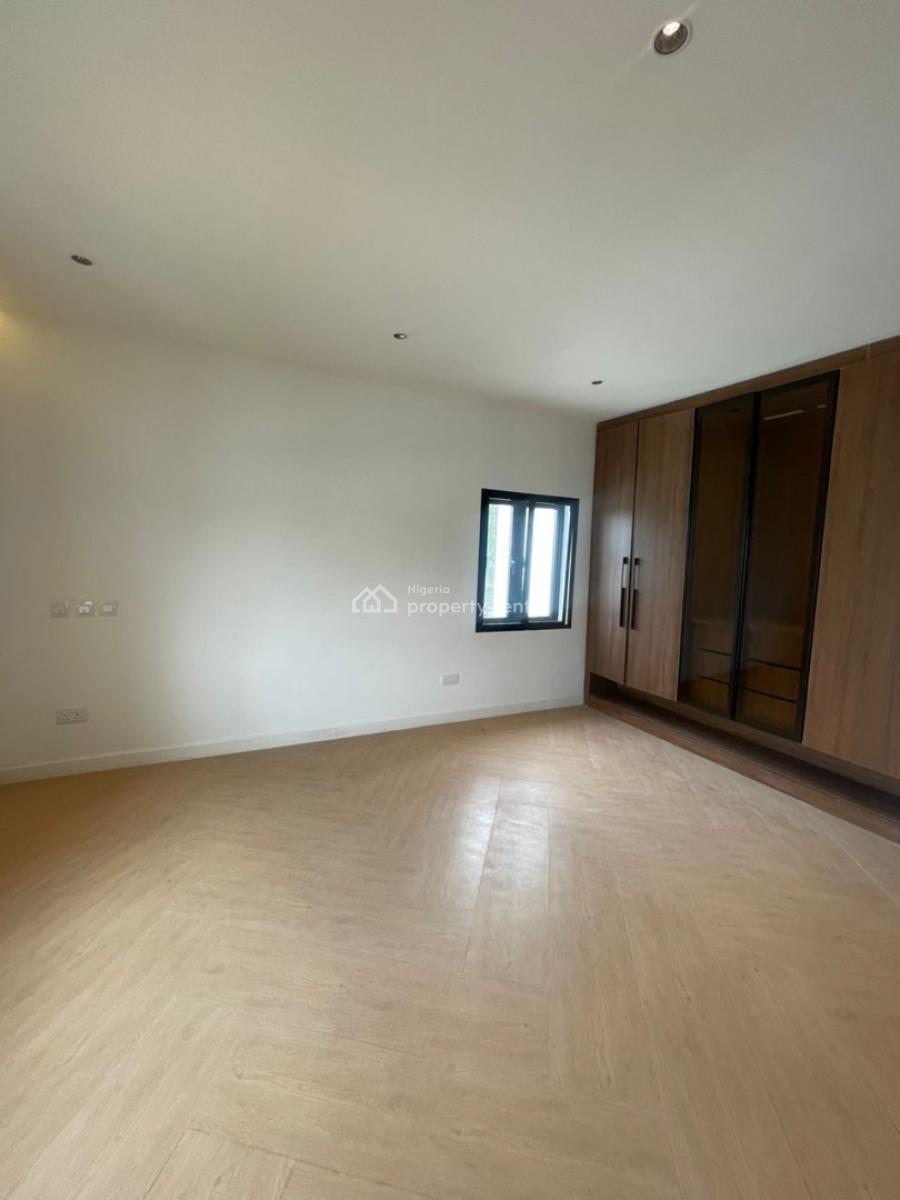 Main 5bedroom Semi-detached Twin Duplec, Asokoro District, Abuja, Semi-detached Duplex for Sale