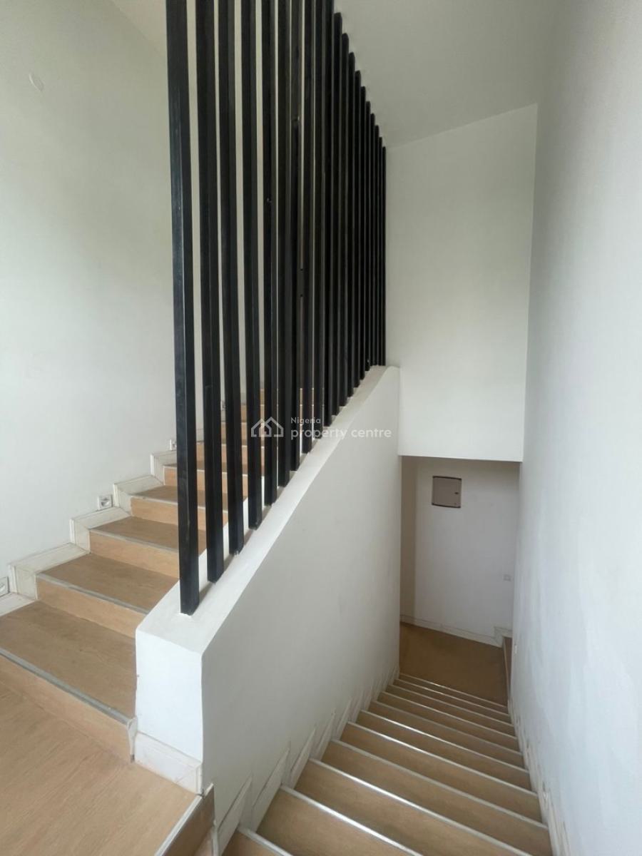 Main 5bedroom Semi-detached Twin Duplec, Asokoro District, Abuja, Semi-detached Duplex for Sale