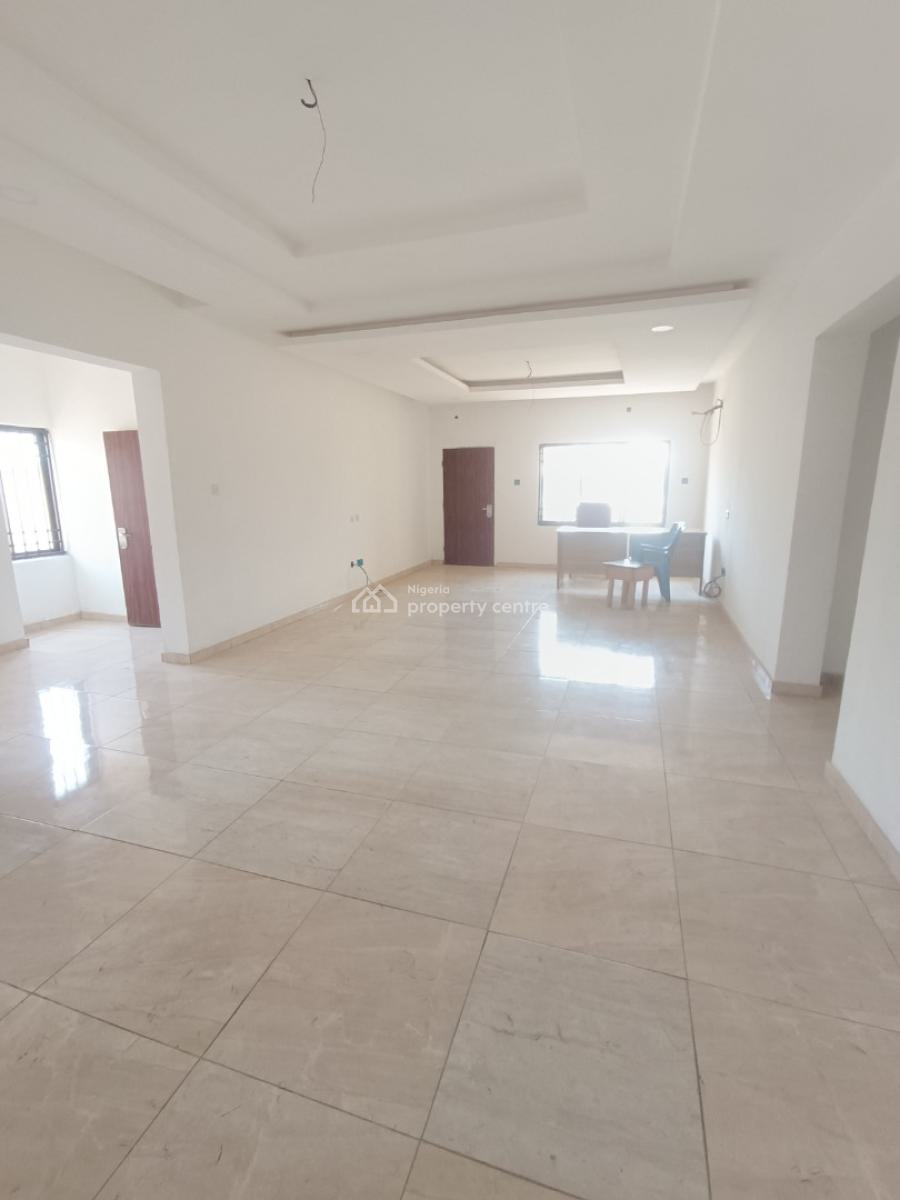 Serviced 3 Bedroom Flat with Bq, Sangotedo, Sangotedo, Ajah, Lagos, Flat / Apartment for Rent