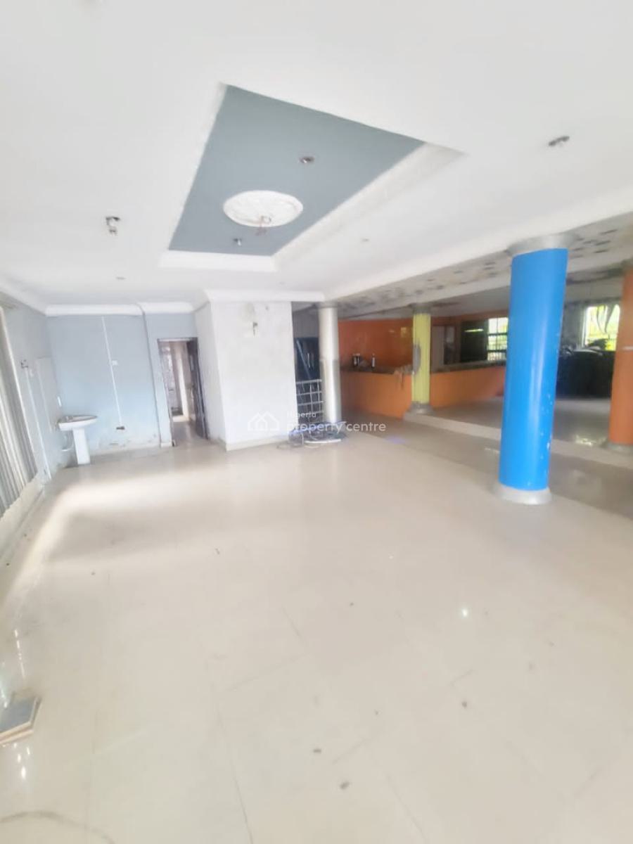 an Accessible Space Available, Ado Road, Ajah, Lagos, Restaurant / Bar for Rent
