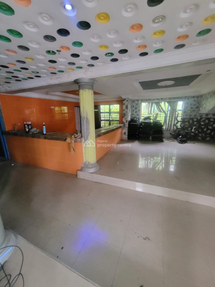 an Accessible Space Available, Ado Road, Ajah, Lagos, Restaurant / Bar for Rent