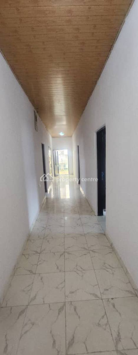 3 Bedrooms Apartment, All Ensuite, 12 Ajoke Street, Off Nnobi Street, Off Kilo Bus-stop, Surulere, Lagos, Flat / Apartment for Rent