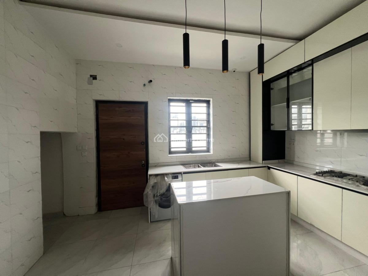 4 Bedrooms Detached Duplex with Bq, Orchid, Lekki Lagos, Lekki, Lagos, Detached Duplex for Sale