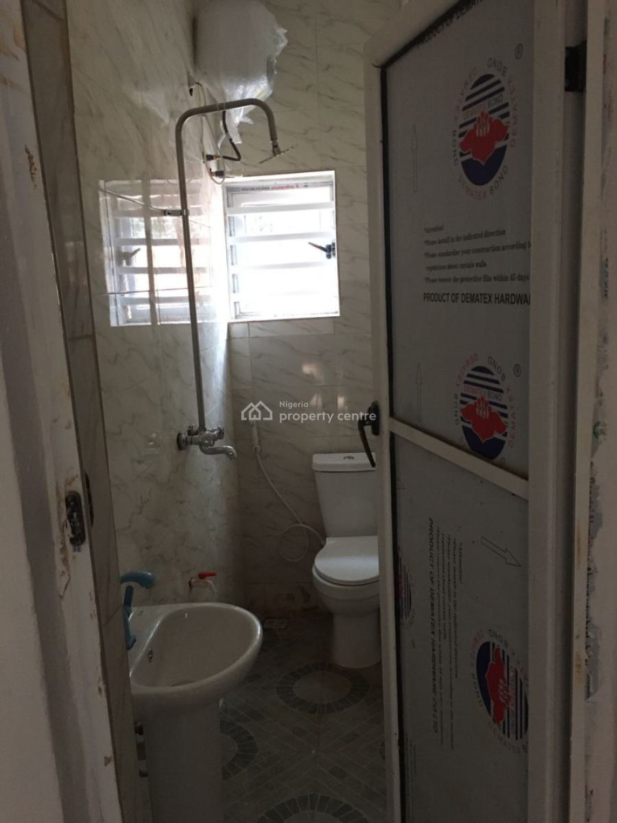Apartment Building, Idumebo Road, Ekpoma, Esan West, Edo, Flat / Apartment for Sale