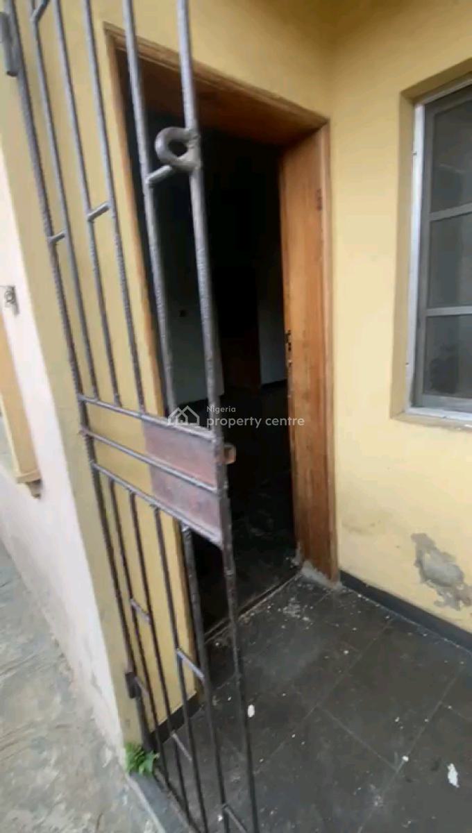 Standard and Executive 2 Bedroom Flat, Ketu, Lagos, Flat / Apartment for Rent