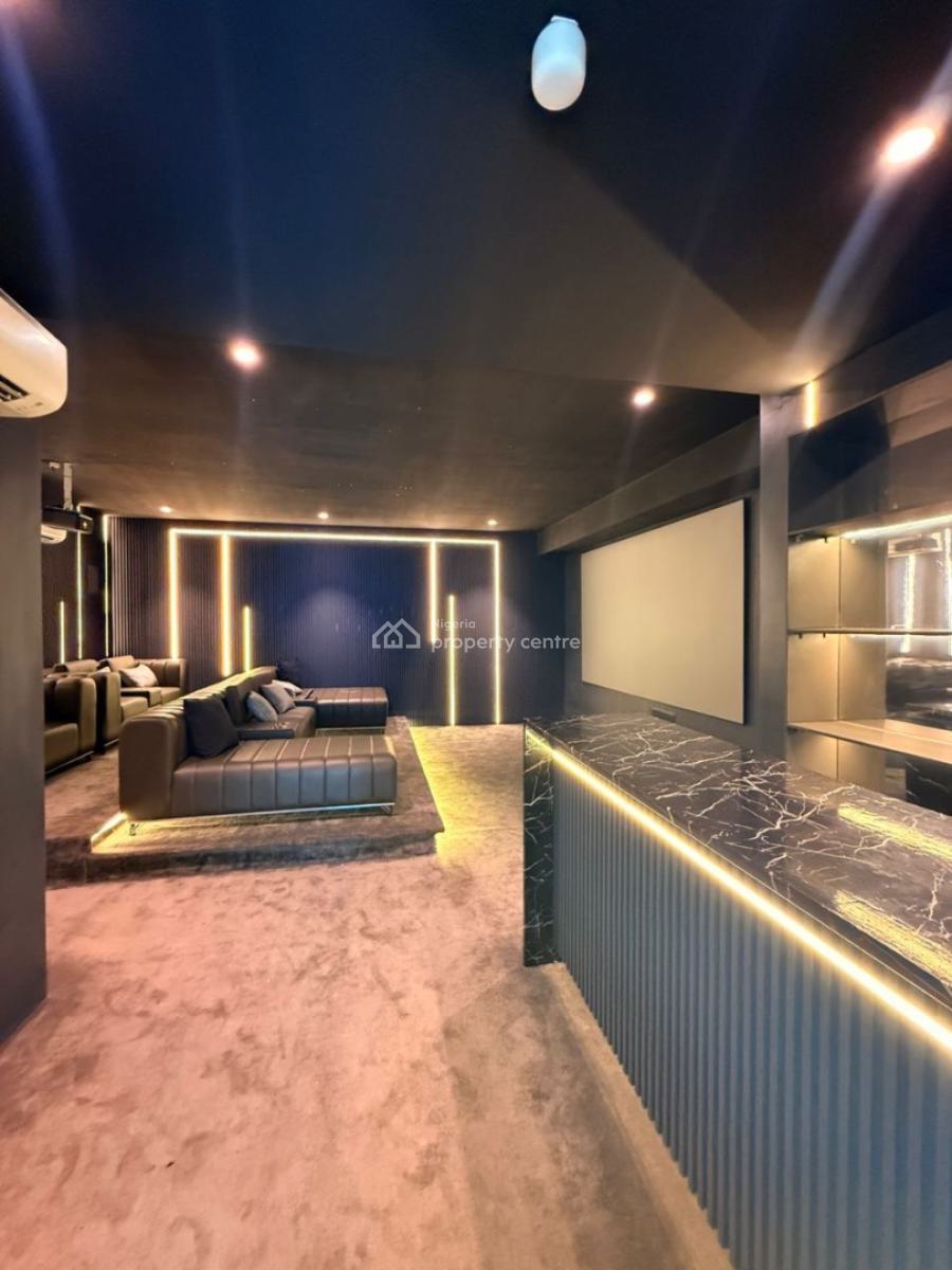 Nicely Finished 4 Bedrooms Penthouse with a Room Bq, Victoria Island (vi), Lagos, House for Sale