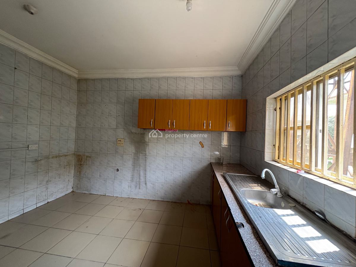3 Bedroom Flat on First Floor in a Serene Environment, Utako, Abuja, Flat / Apartment for Rent