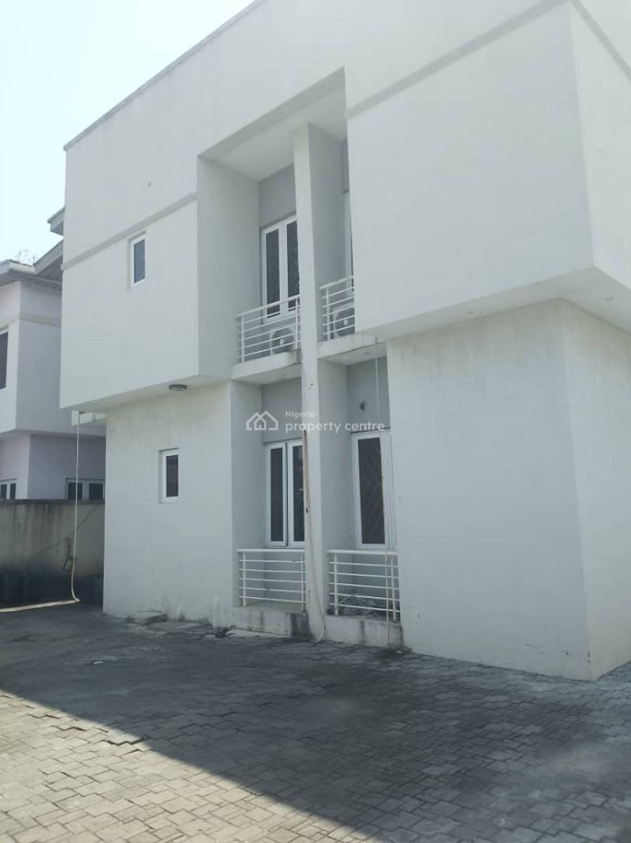3-bedroom Apartment (ground Floor), Lekki Right By Pinnacle Filling Station, Lekki Phase 1, Lekki, Lagos, Flat / Apartment for Rent