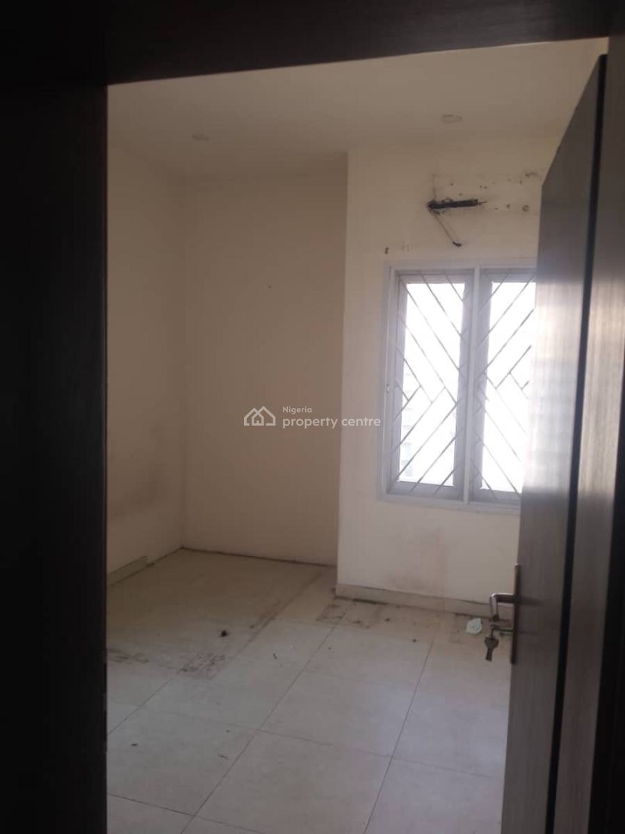 3-bedroom Apartment (ground Floor), Lekki Right By Pinnacle Filling Station, Lekki Phase 1, Lekki, Lagos, Flat / Apartment for Rent
