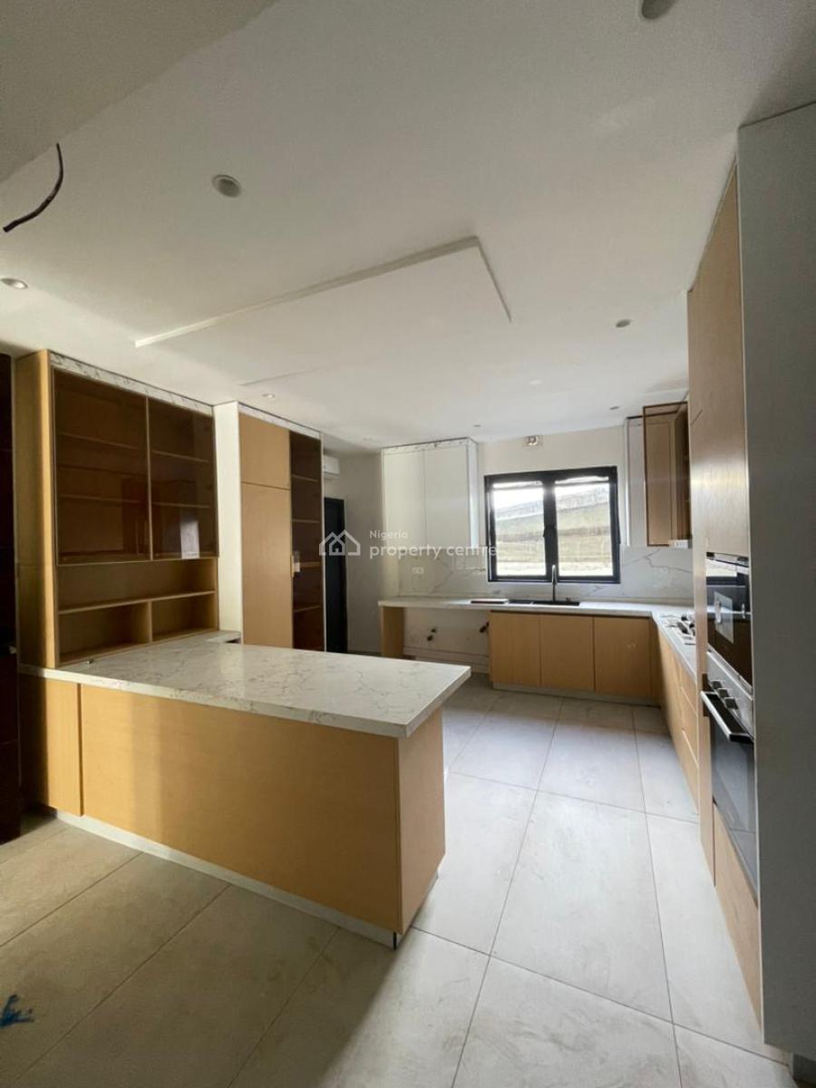 High-end 4 Bedrooms Maisonette + Bq, Gym & Pool, Ikoyi, Lagos, Flat / Apartment for Rent