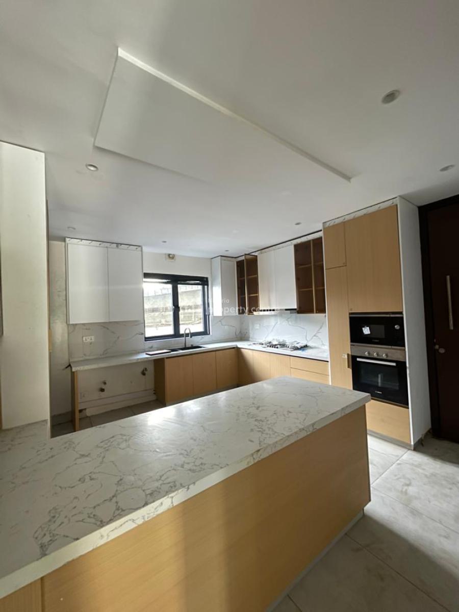 High-end 4 Bedrooms Maisonette + Bq, Gym & Pool, Ikoyi, Lagos, Flat / Apartment for Rent