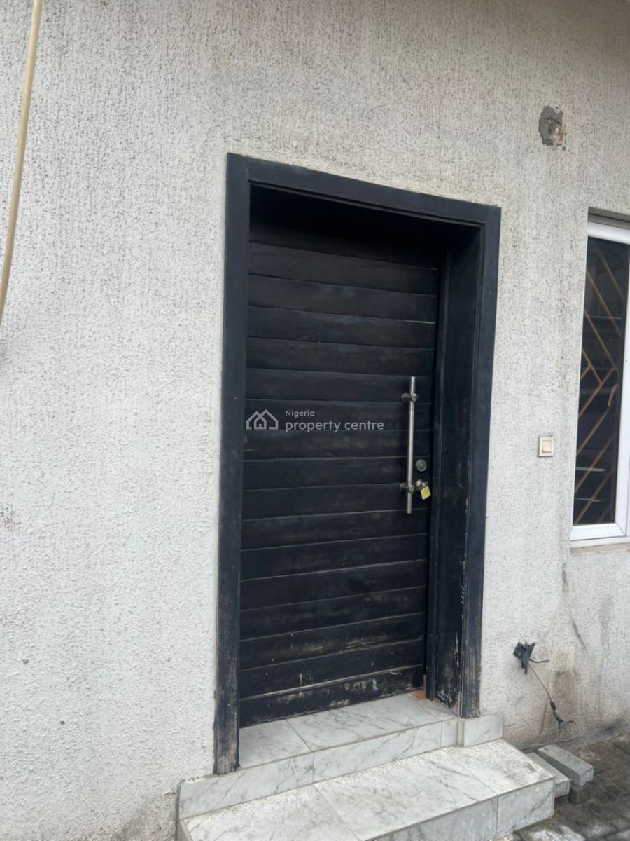 Self Serviced 3 Bedroom Apartment, Lekki Phase 1, Lekki, Lagos, Flat / Apartment for Rent