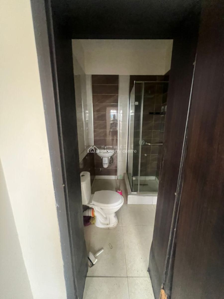 Self Serviced 3 Bedroom Apartment, Lekki Phase 1, Lekki, Lagos, Flat / Apartment for Rent