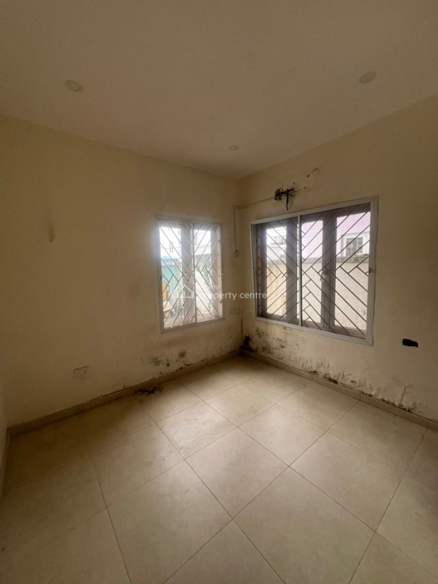 Self Serviced 3 Bedroom Apartment, Lekki Phase 1, Lekki, Lagos, Flat / Apartment for Rent