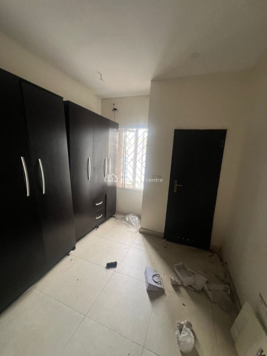 Self Serviced 3 Bedroom Apartment, Lekki Phase 1, Lekki, Lagos, Flat / Apartment for Rent