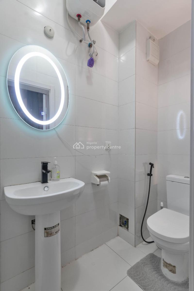 Cozy 2 Bedrooms Apartment with Snooker Board, Nova Base Apartments, Admiralty Way, Lekki Phase 1, Lekki, Lagos, Flat / Apartment Short Let