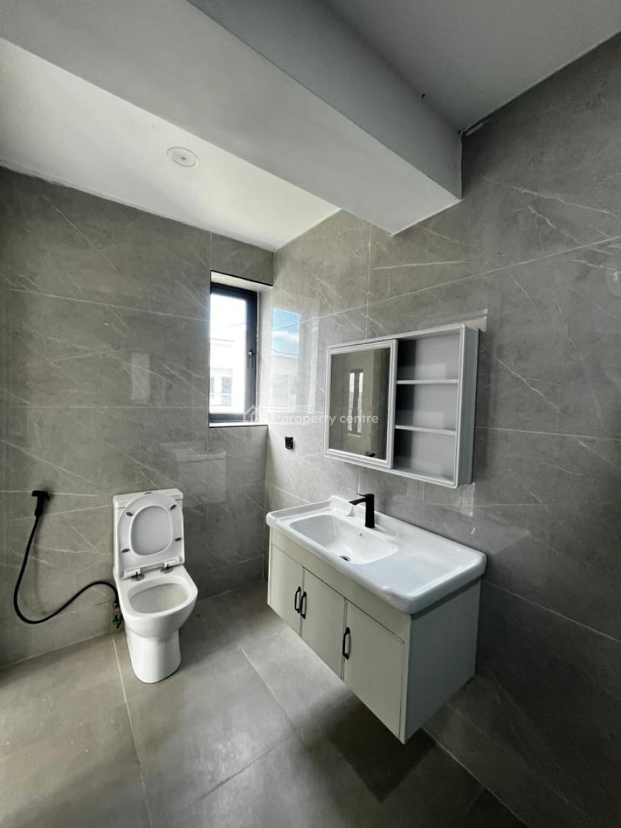 a 5 Bedroom Detached House with Bq, Lekki Phase 1, Lekki, Lagos, Detached Duplex for Sale