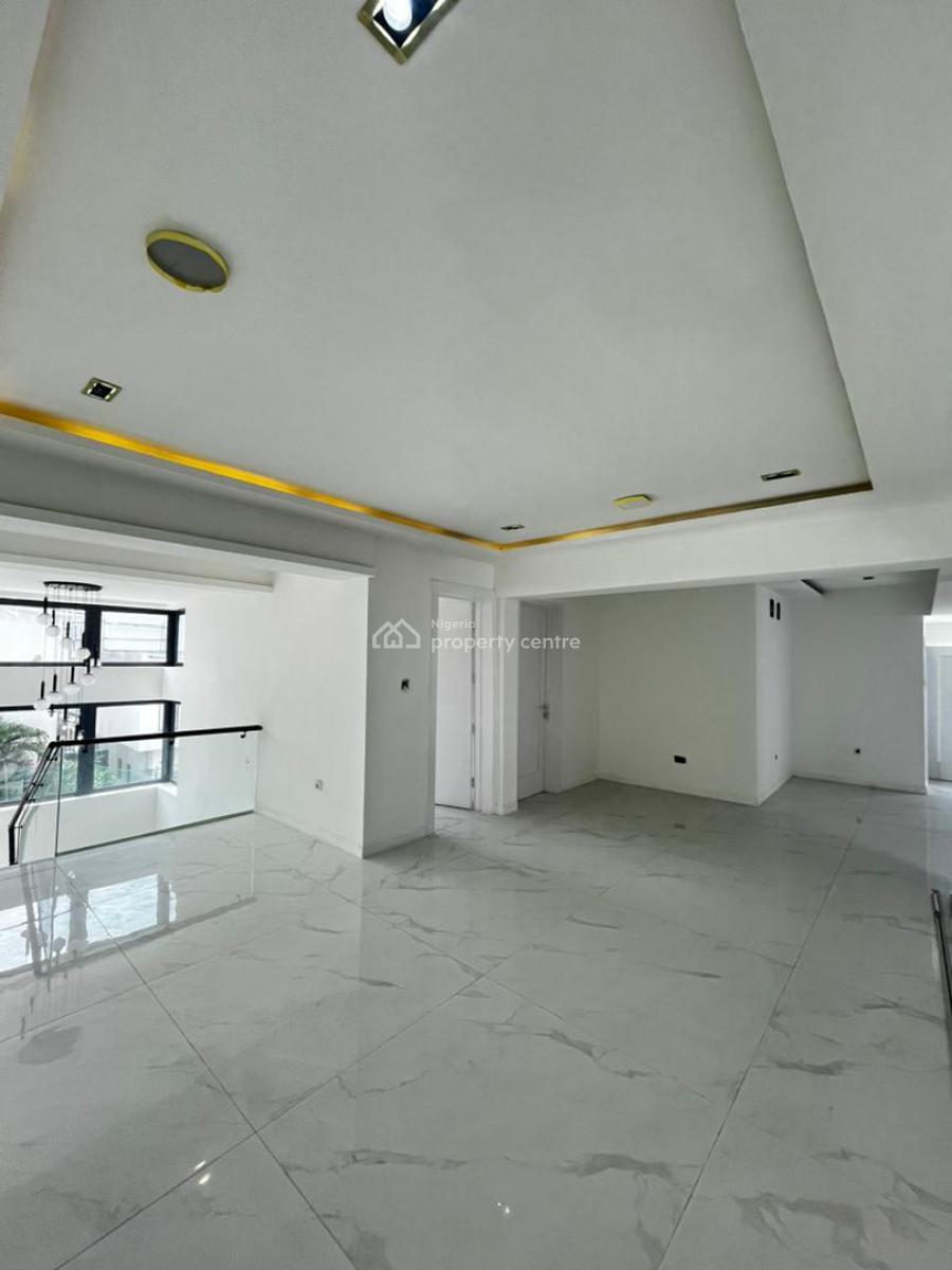 a 5 Bedroom Detached House with Bq, Lekki Phase 1, Lekki, Lagos, Detached Duplex for Sale