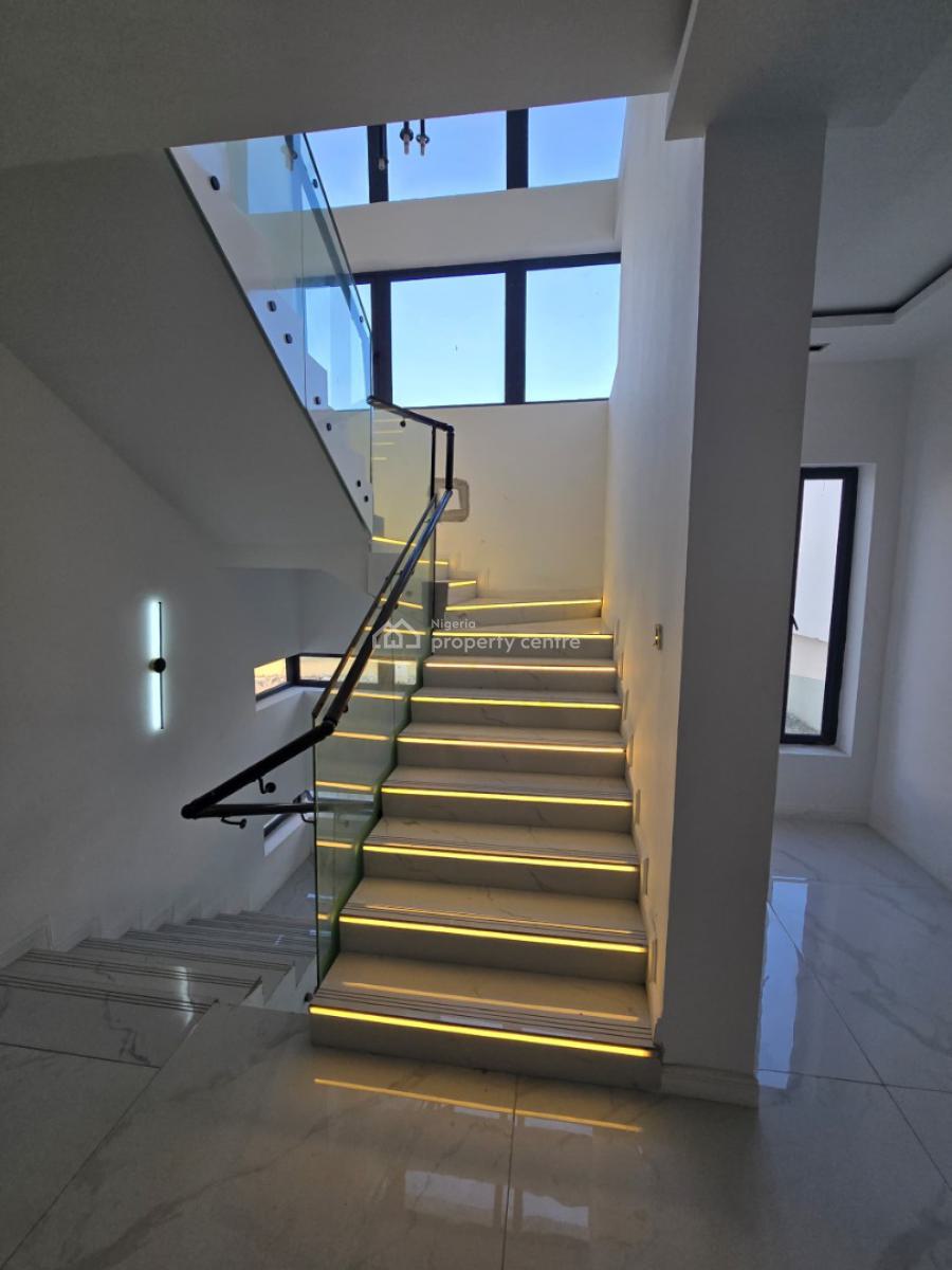 a 5 Bedroom Detached House with Bq, Lekki Phase 1, Lekki, Lagos, Detached Duplex for Sale