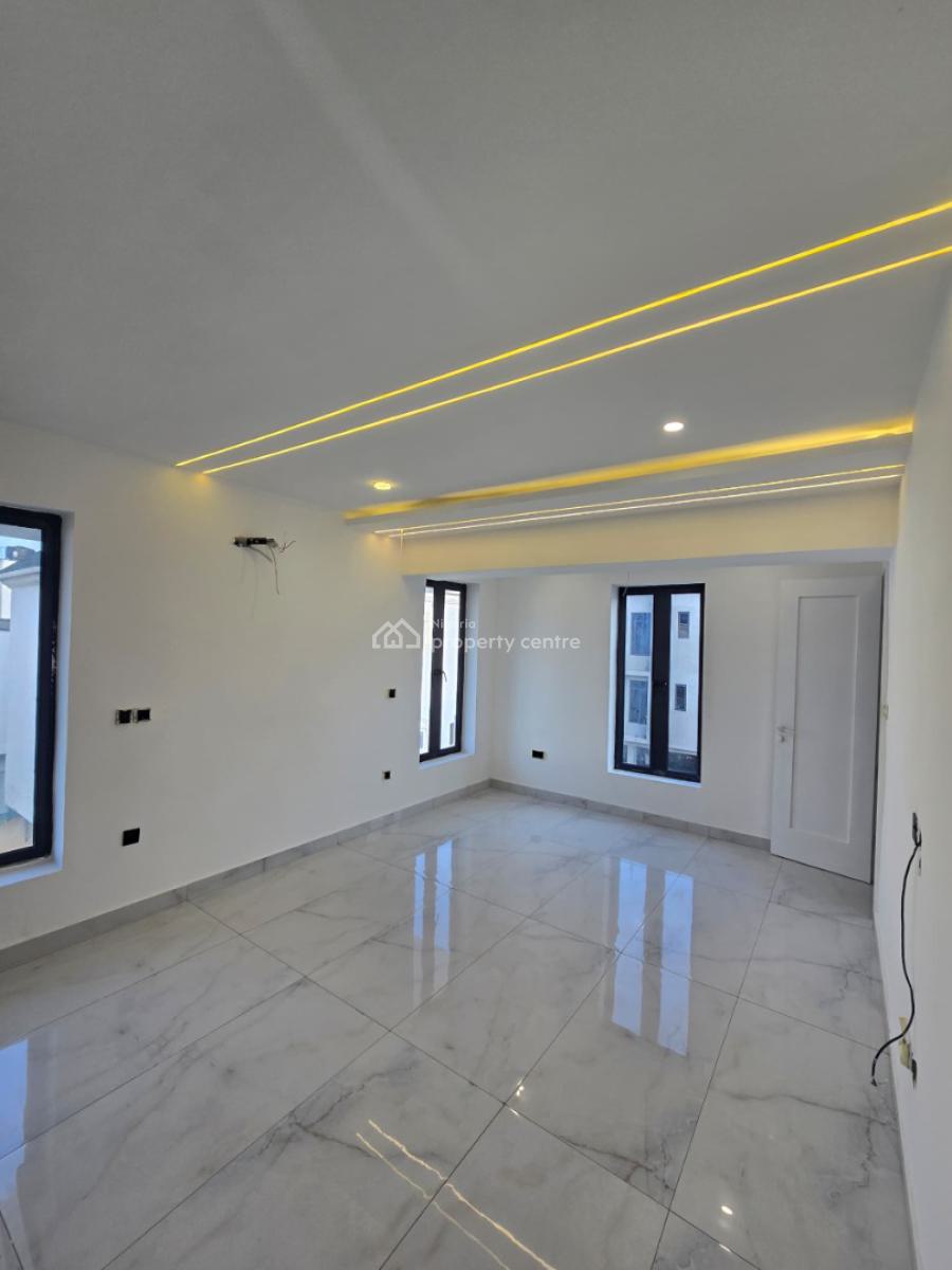 a 5 Bedroom Detached House with Bq, Lekki Phase 1, Lekki, Lagos, Detached Duplex for Sale