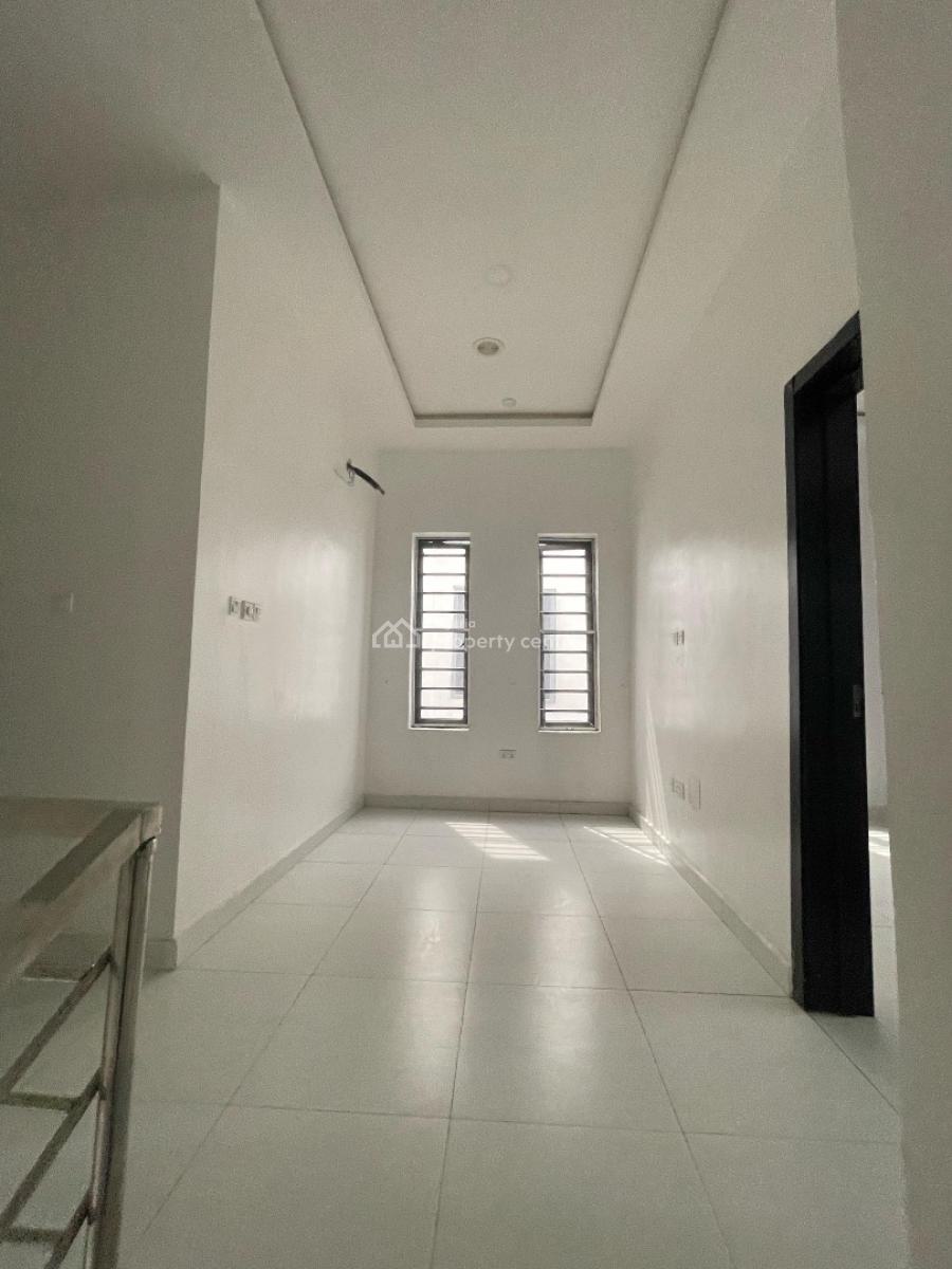 Spacious 4 Bedroom Semi Detached Duplex with Bq in a Well Secured Estate, Orchid, Lekki, Lagos, Semi-detached Duplex for Sale