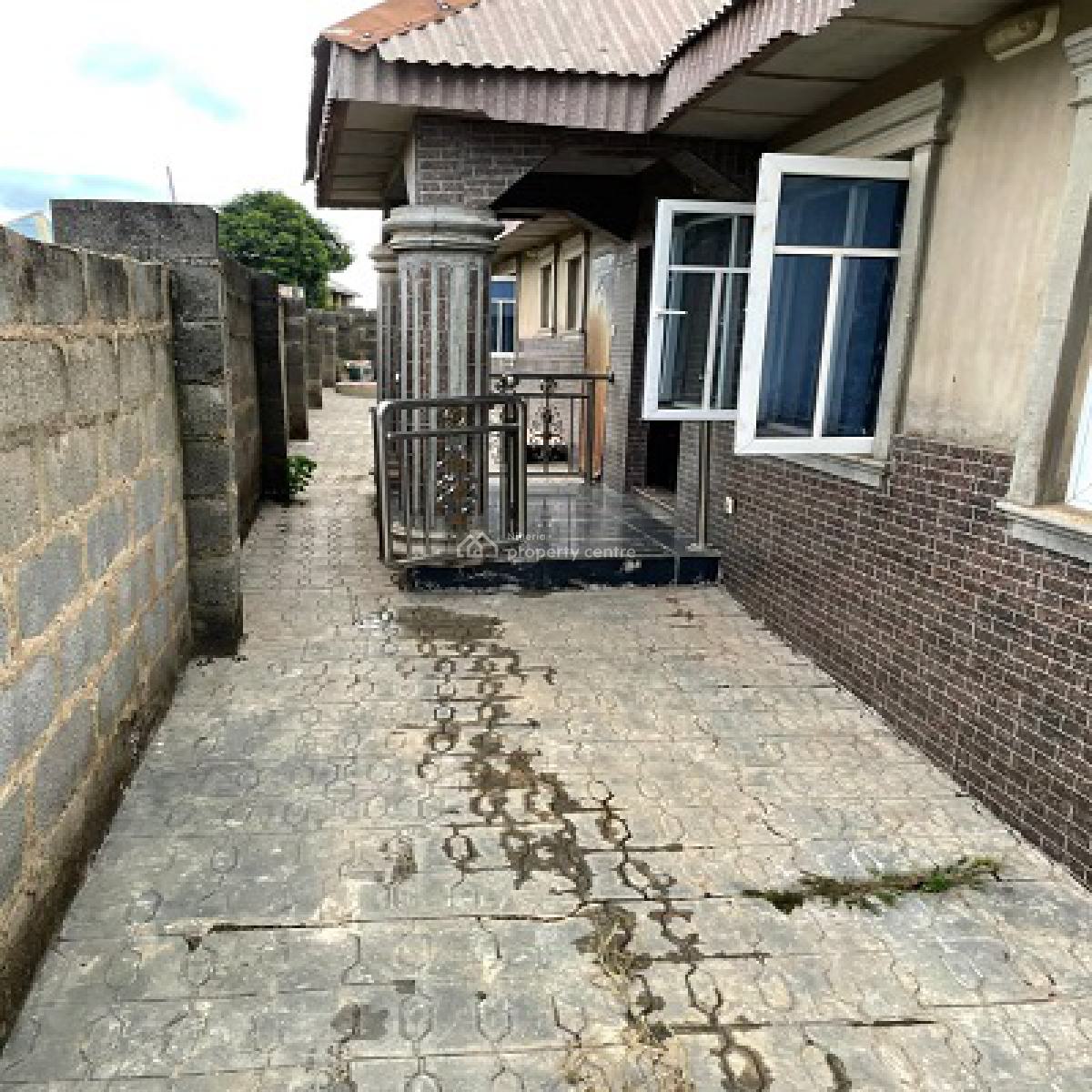 3 Bedroom Bungalow, Rolu Estate, Obantoko, Abeokuta South, Ogun, Detached Bungalow for Sale