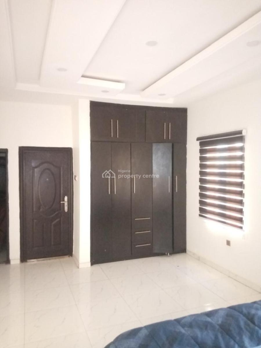Luxury 6 Bedroom Duplex Mansion Alone in The Compound, Awoyaya New Road, Awoyaya, Ibeju Lekki, Lagos, Semi-detached Duplex for Rent