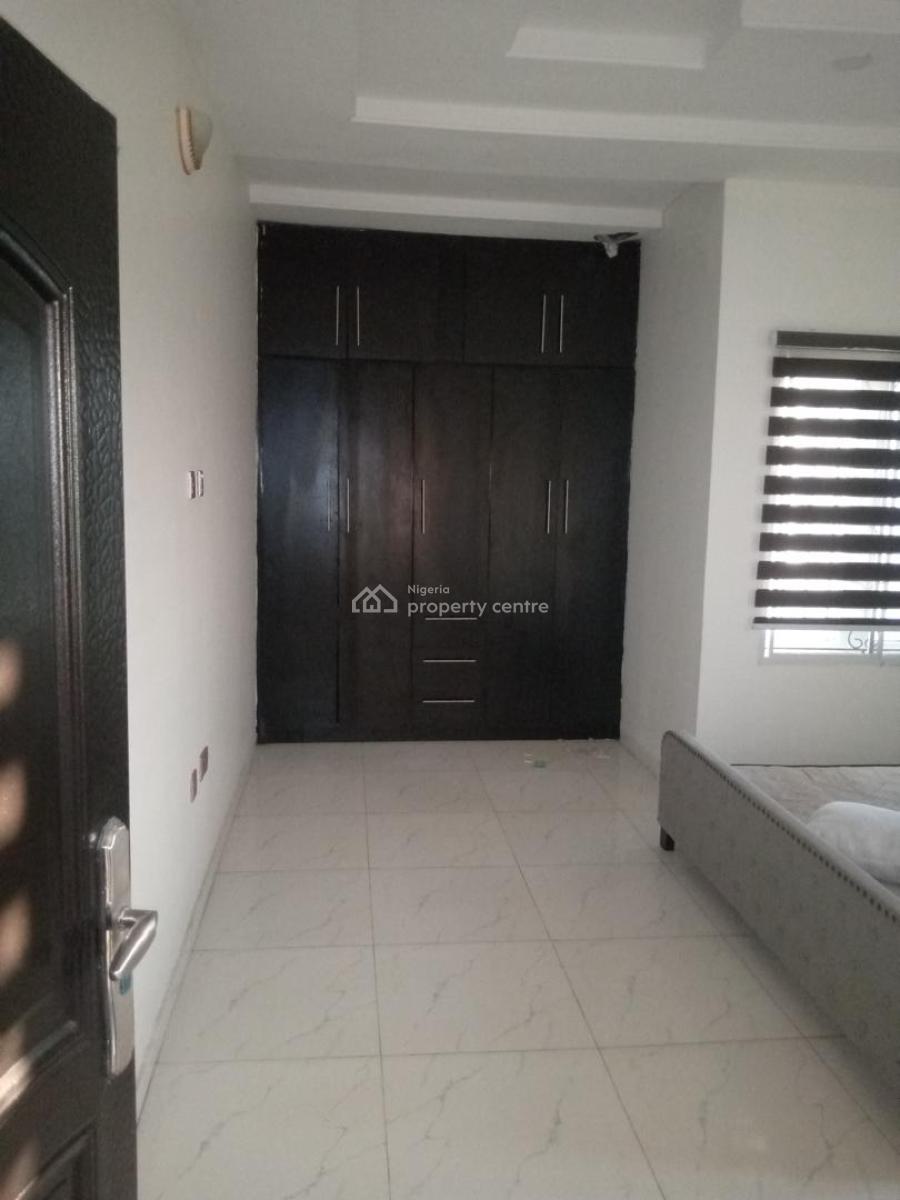 Luxury 6 Bedroom Duplex Mansion Alone in The Compound, Awoyaya New Road, Awoyaya, Ibeju Lekki, Lagos, Semi-detached Duplex for Rent