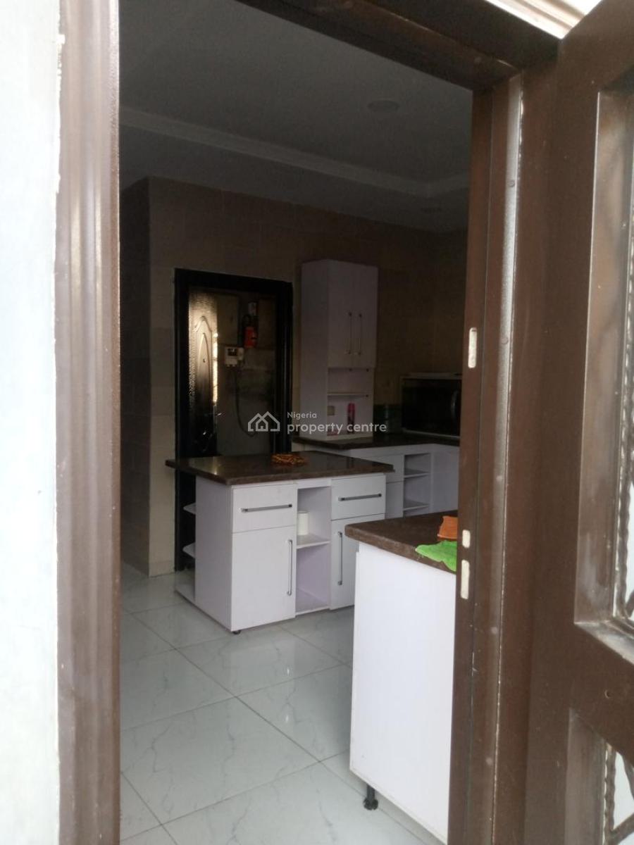Luxury 6 Bedroom Duplex Mansion Alone in The Compound, Awoyaya New Road, Awoyaya, Ibeju Lekki, Lagos, Semi-detached Duplex for Rent