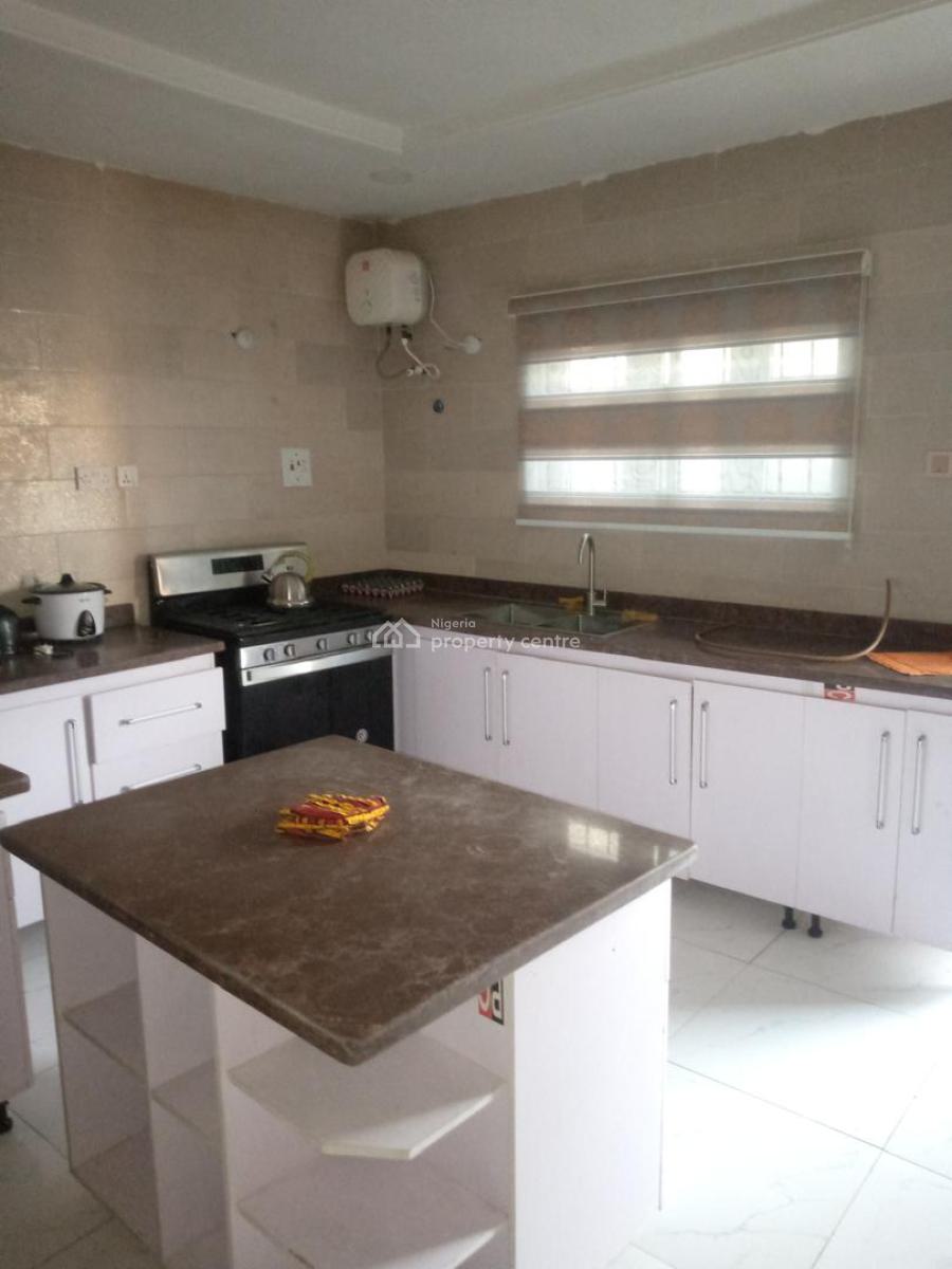 Luxury 6 Bedroom Duplex Mansion Alone in The Compound, Awoyaya New Road, Awoyaya, Ibeju Lekki, Lagos, Semi-detached Duplex for Rent