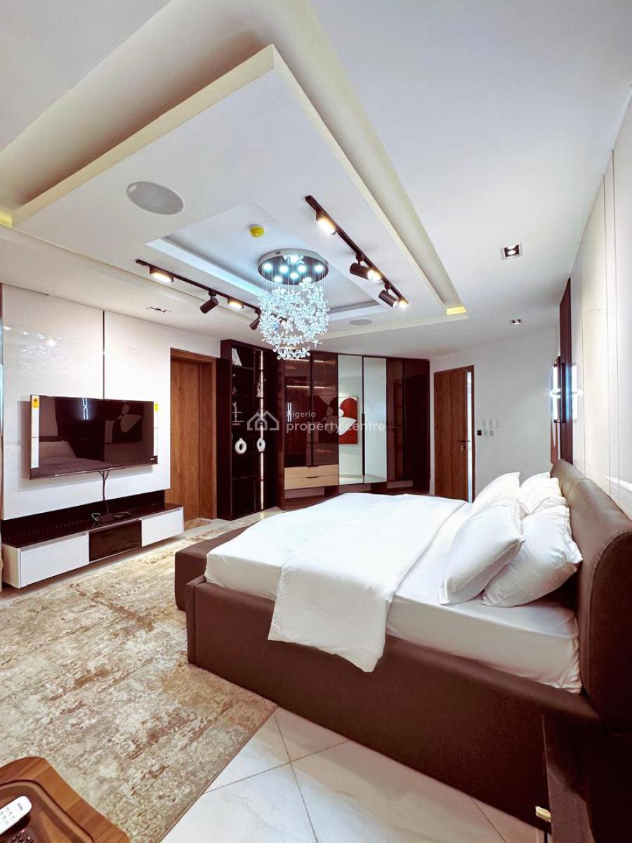 3 Bedroom Apartment with Large Sit Out on The Penthouse, Lekki Phase 1, Lekki, Lagos, Flat / Apartment Short Let