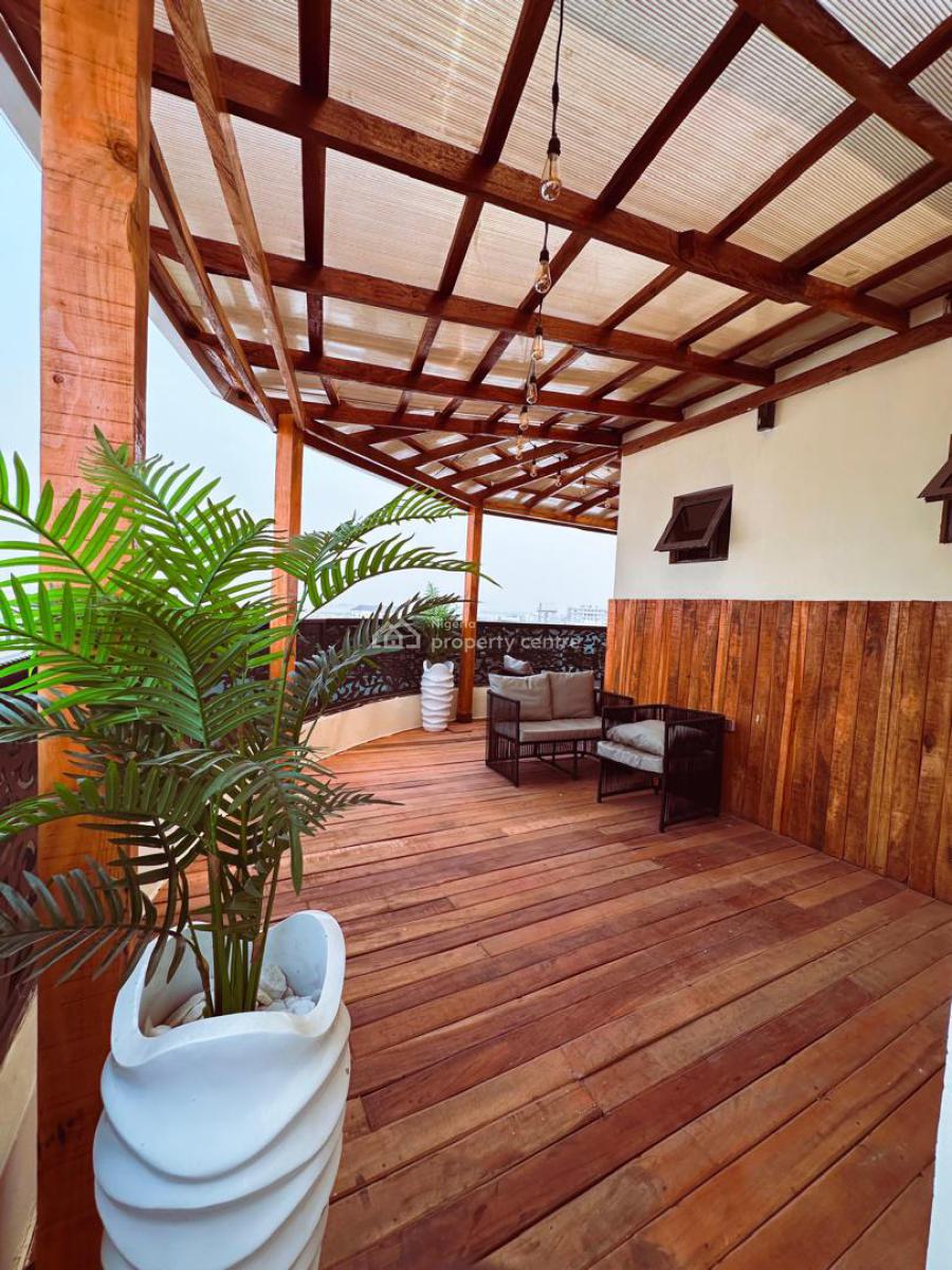 3 Bedroom Apartment with Large Sit Out on The Penthouse, Lekki Phase 1, Lekki, Lagos, Flat / Apartment Short Let